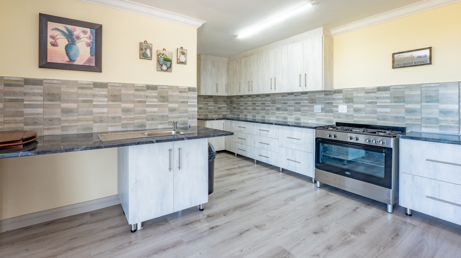 To Let 3 Bedroom Property for Rent in Agulhas Western Cape